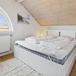 Aappo - 2-3km From The Sea By Interhome Appartement
